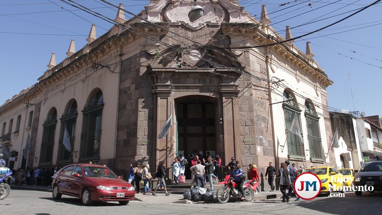 Cierran los bancos: cómo será la atención con los feriados que se vienen