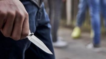 Sangrienta discusión en Alto Comedero: compartía bebidas, se peleó y terminó apuñalado