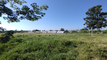 Palpalá: un predio deportivo abandonado es usado para el consumo