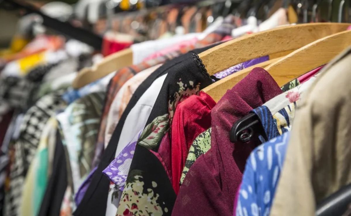 Comparada con 33 países, la ropa en Argentina es la segunda más cara