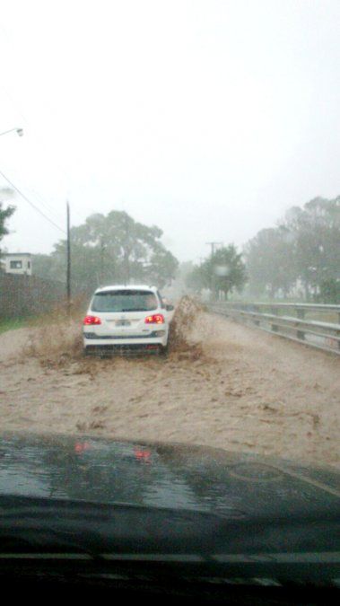 Tarde de calor, tormenta y lluvia en Jujuy