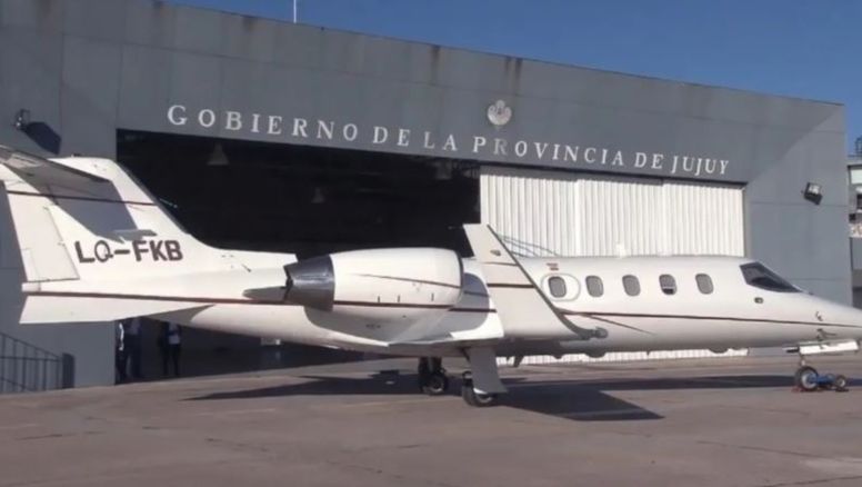 Piden investigar quién autorizó el avión sanitario para un acto político