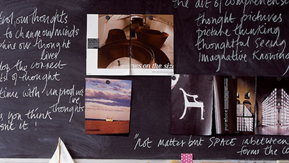 DIY Mini Chalkboard Wall Hanging