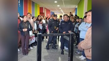Escándalo en el IES 9 de San Pedro: denuncian extracción de libros y otras irregularidades