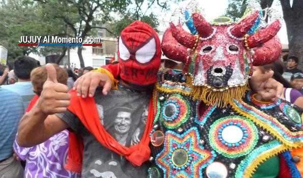 “Los Alegres de Uquía” desenterraron el Carnaval en Jujuy