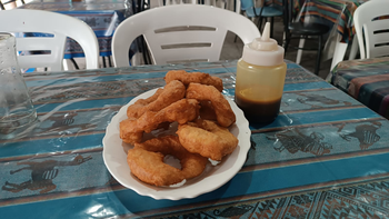 El Buñuelódromo de El Carmen con ventas que suben y bajan