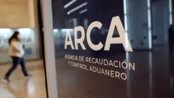 La recaudación tributaria frenó una racha de nueve bajas seguidas y rebotó en mayo