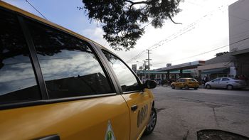Taxistas no son escuchados y se concretaría el aumento de tarifas