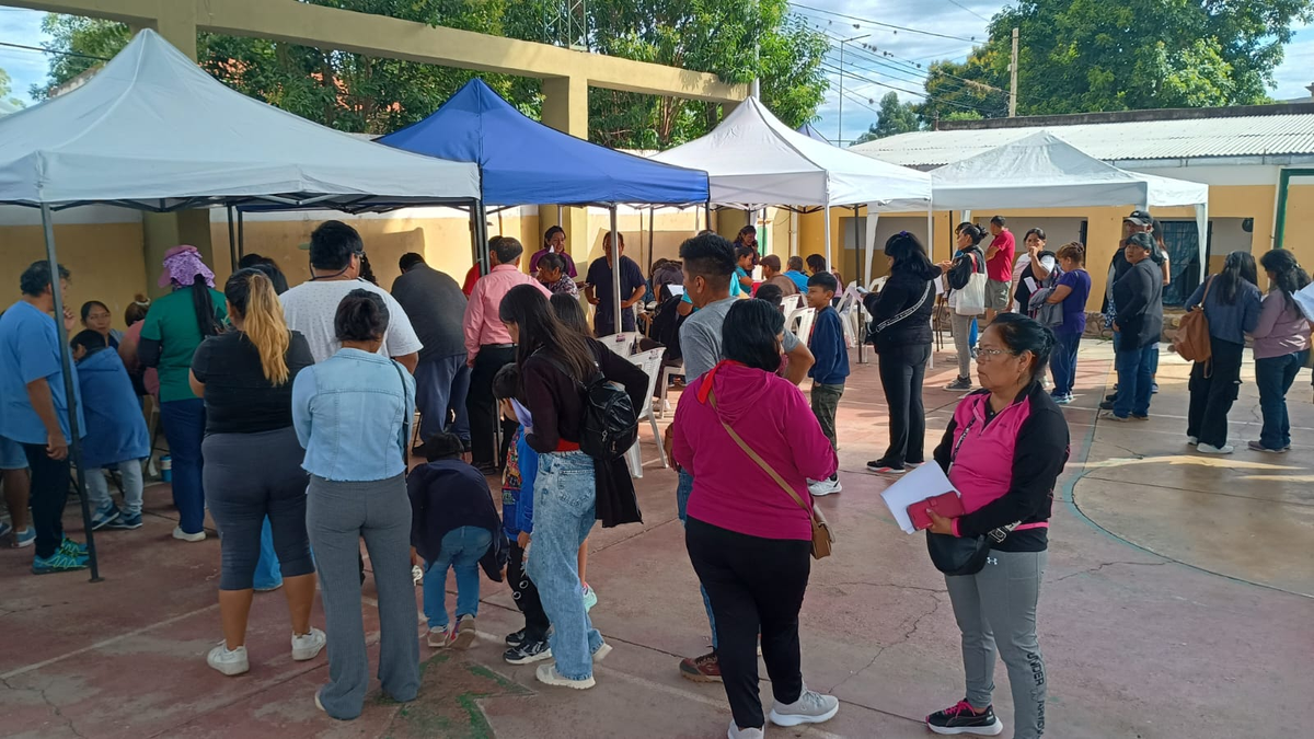 El operativo sanitario llegó a Río Blanco: sorprendió la cantidad de asistentes