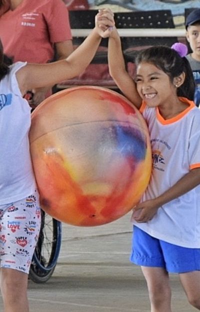 Doble celebración en el Club Universitario, Día del Niño y décimo aniversario