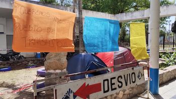 Volvió a acampar porque le siguen negando un cargo en la Municipalidad de Palpalá