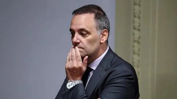 La Justicia avanza sobre Adorni y evalúa citarlo a indagatoria antes de la feria judicial