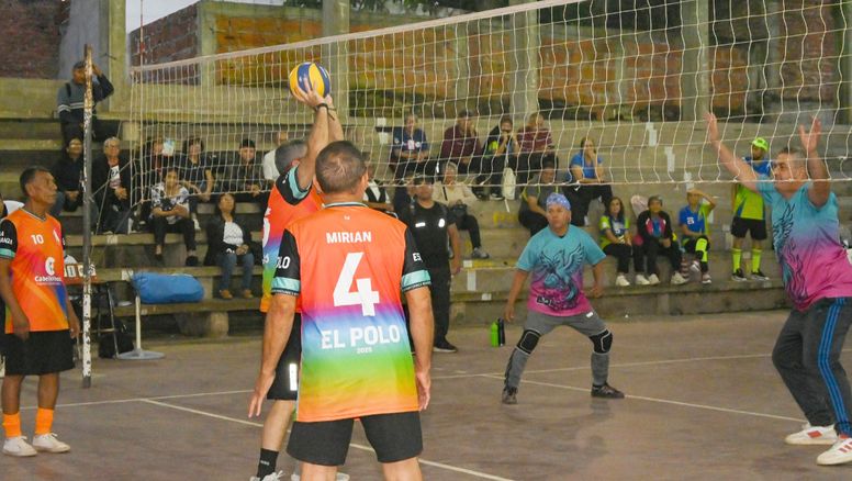 El Newcom festeja el Día del Padre con un gran torneo en el Club Universitario