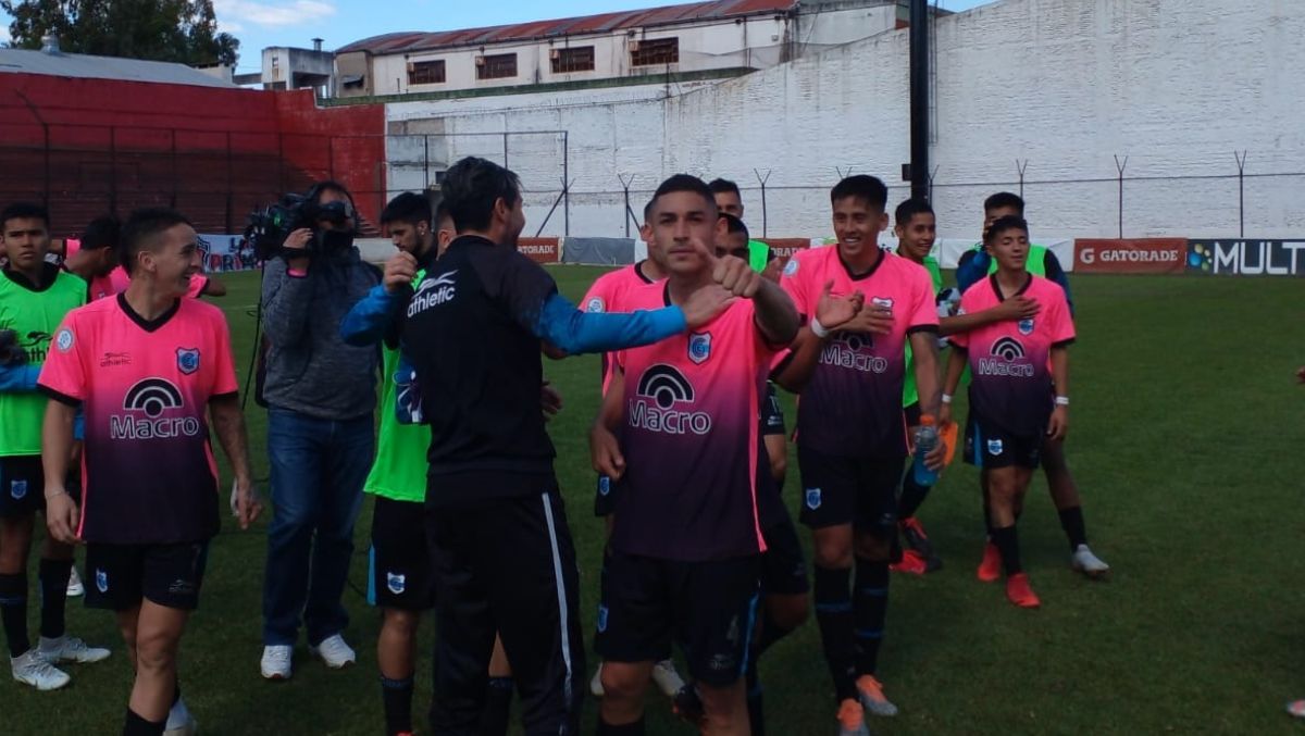 Gimnasia le ganó 2 a 1 a Defensores de Belgrano