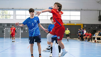 Valentín Molina, jujeño con futuro de Selección llegó al handball cordobés