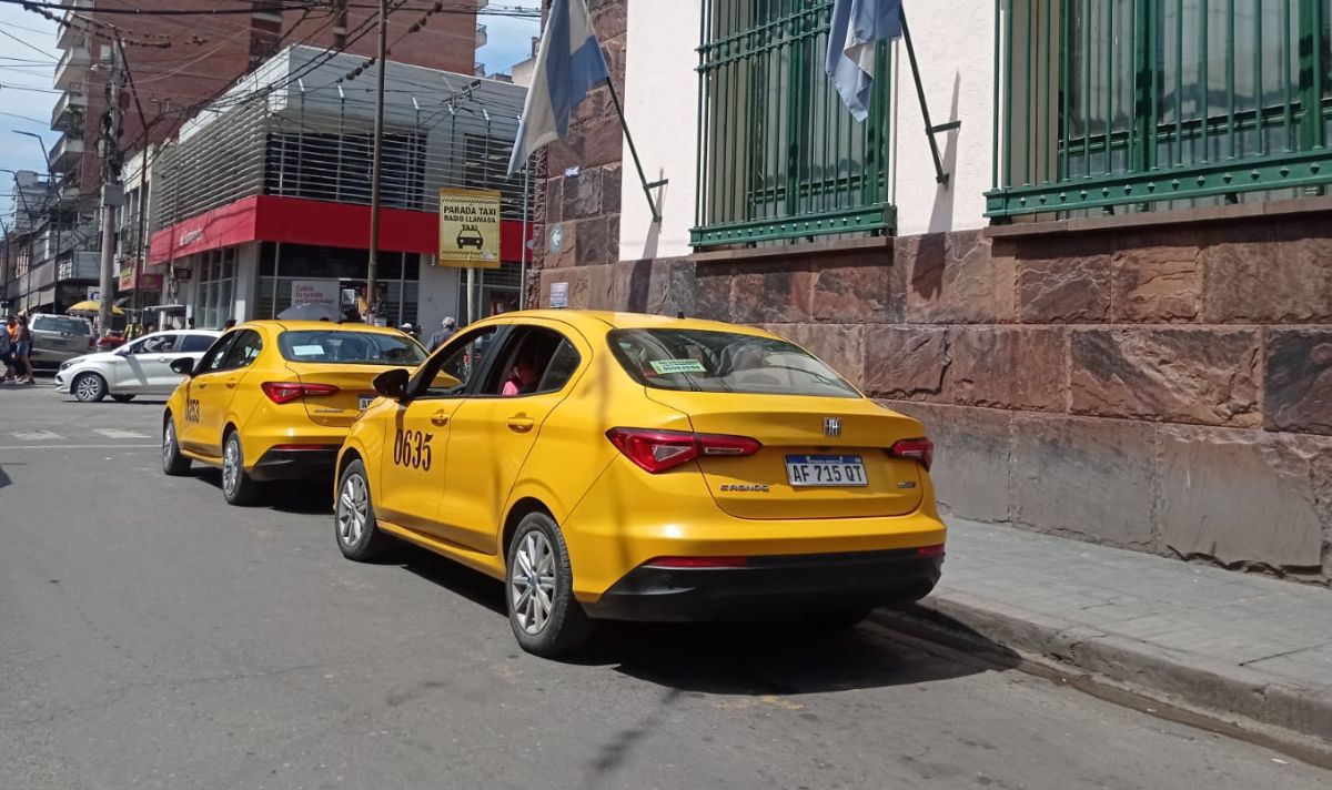 Malestar y quejas ante un inminente aumento en la tarifa de taxis