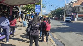 Frecuencias de colectivos en la mira: usuarios reportan largas esperas