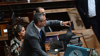 Diputados aprobaron la ley que limita el uso de DNU a Javier Milei