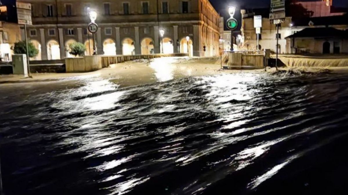 Video terrible inundación en Italia dejó 7 muertos y desaparecidos