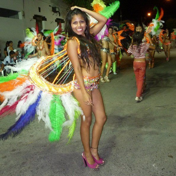 San Pedro vibra con los tradicionales corsos 2013