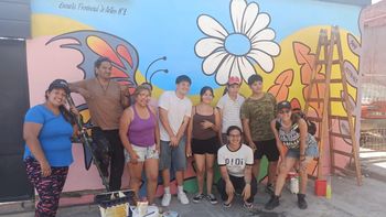 Pintaron un mural para concientizar sobre la violencia de género