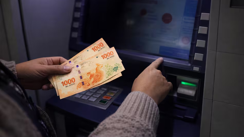 Sin bancos por el feriado: las alterativas a los cajeros para conseguir efectivo