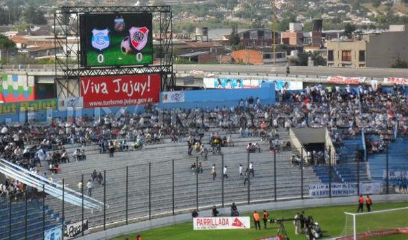 La pelota sigue rodando