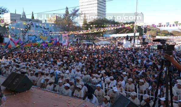 Miles de niños disfrutaron del megafestival de la Tupac Amaru