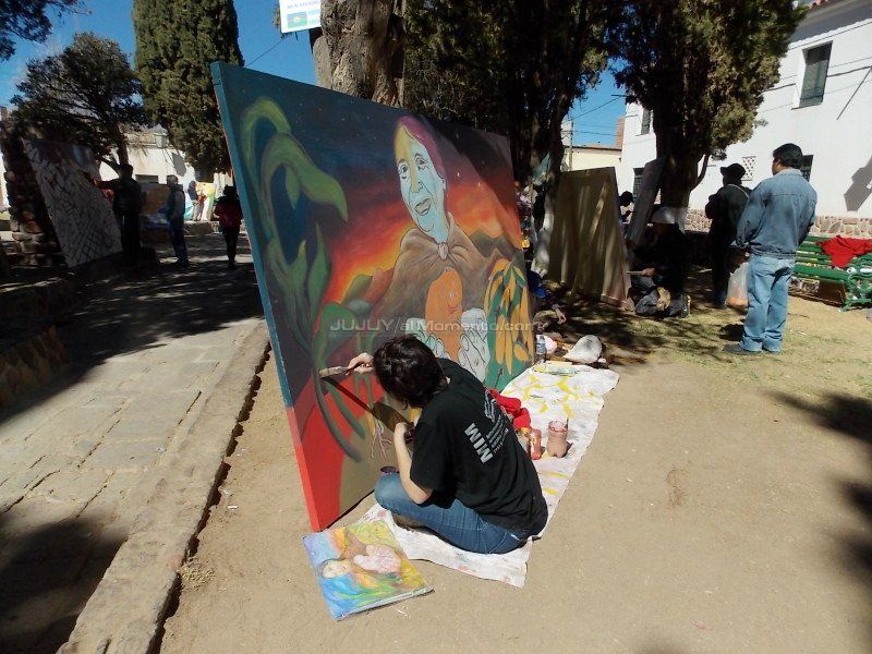 Muralistas de todo el país llenaron de color a Humahuaca