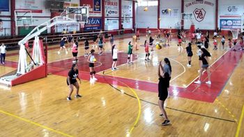 Con entusiasmo y mucha energía, comenzaron las Escuelas de Vóley en Gorriti