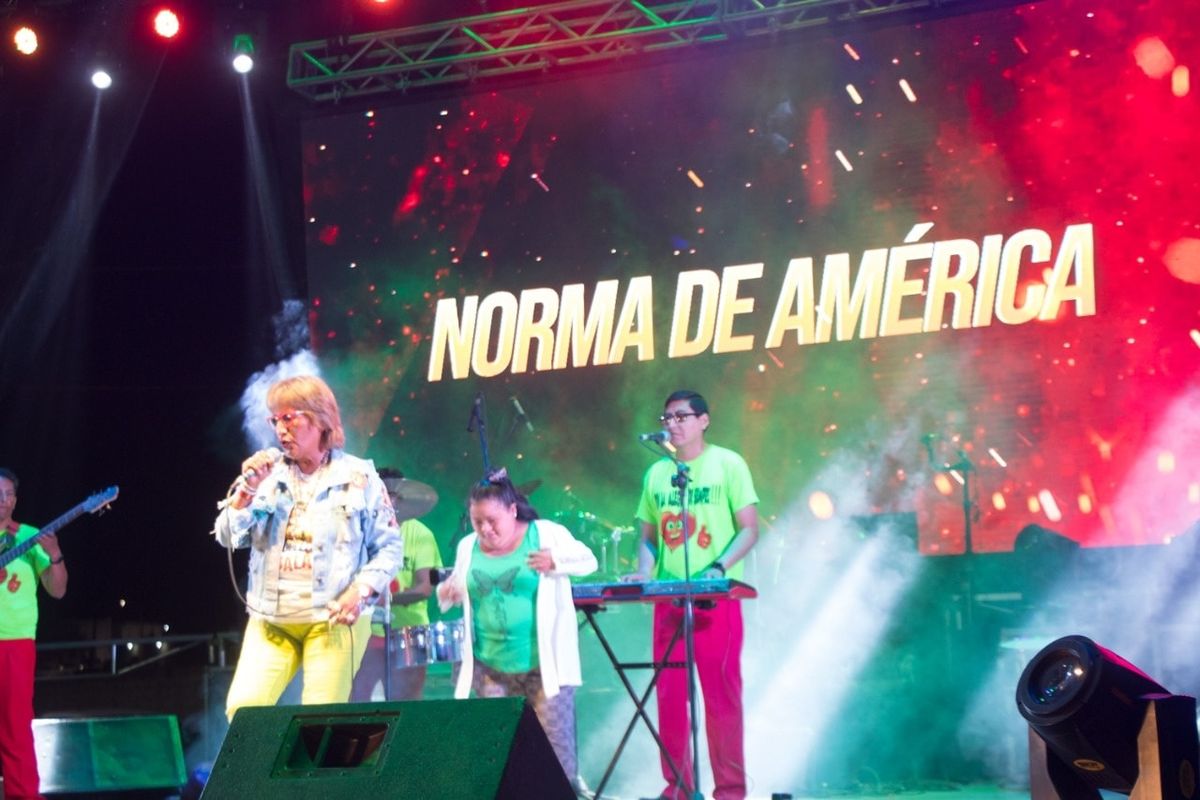 Homenajearon a Norma de América en el Festival del Acero