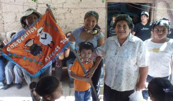 Corderitos Alegres de Maimará presentó a sus Padrinos 2015