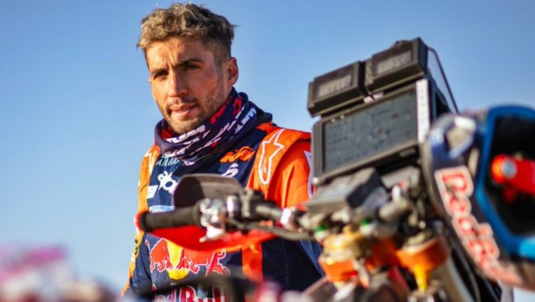 Kevin Benavides abandonó el Dakar por una lesión en su brazo