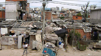 Una familia tipo necesitó más de $1.110.000 para no ser pobre en abril