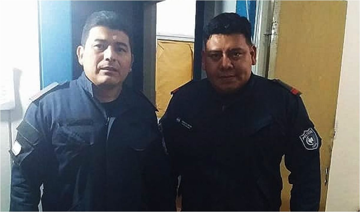 Oficiales Escalera y Humacata. Foto: Policía de Jujuy