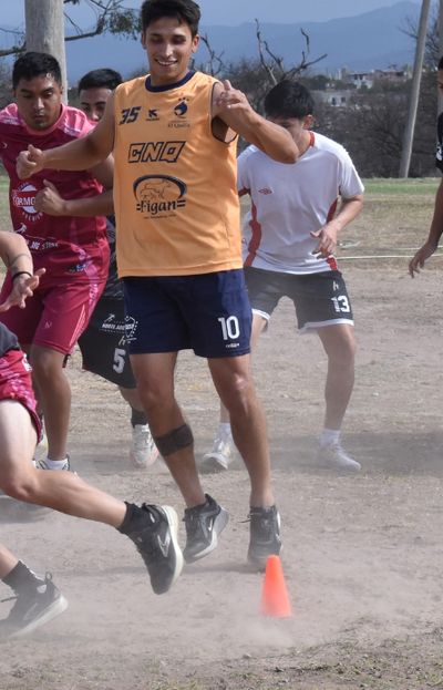 Con el sueño del ascenso, el Granate pone primera en el Regional Amateur