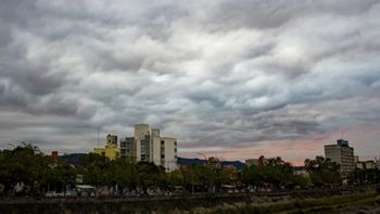 Domingo inestable y con alerta en el aniversario de la capital jujeña