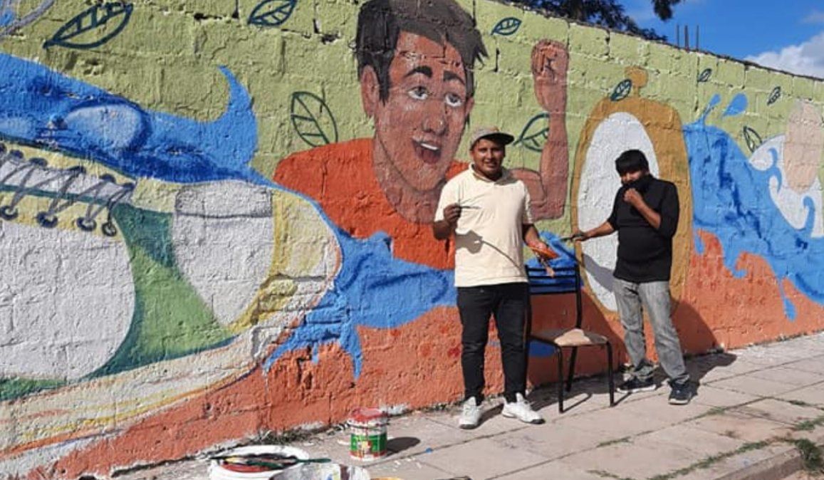 El ambicioso proyecto de un artista para colmar Perico de murales