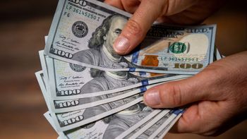 El dólar mayorista retrocedió tras varias ruedas, pero se sostuvo por encima de los $1.510