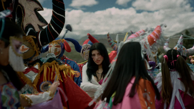 ¡Imperdible! Cazzu llega a San Pedro de Jujuy