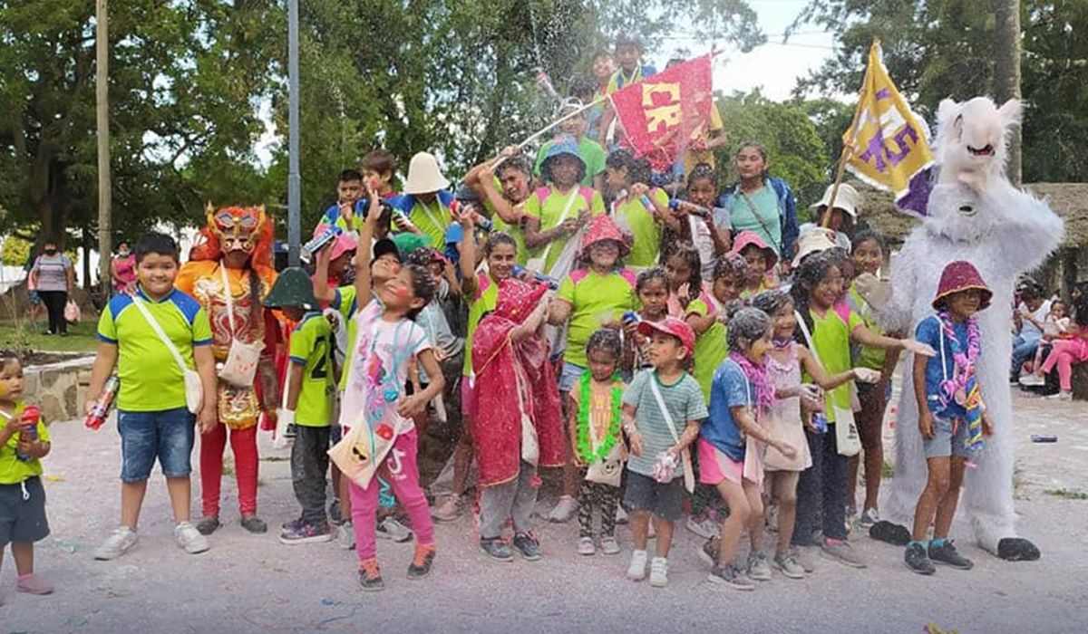 La ruta del carnaval: Así fueron los festejos por el Jueves de ahijaditos