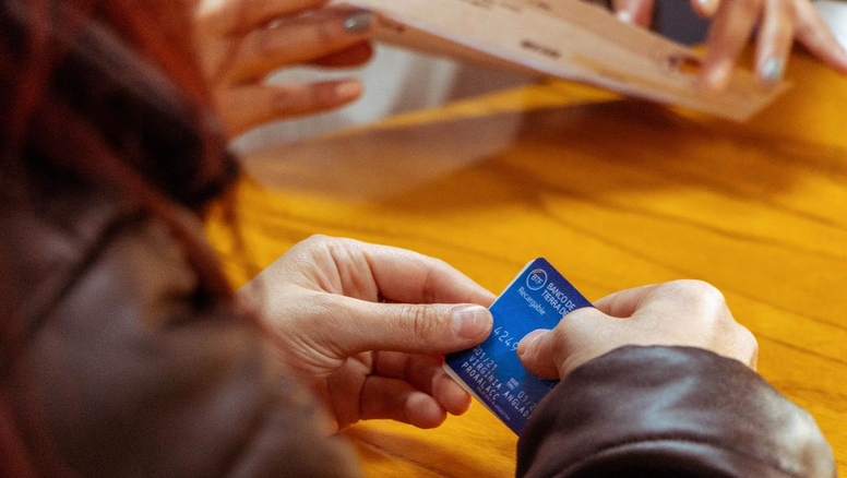 Tarjeta alimentaria provincial: acreditaron a beneficiarios de Capital, Palpalá y Perico