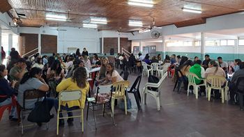 Se suman más reclamos: títulos sin validez nacional en los IES de la provincia