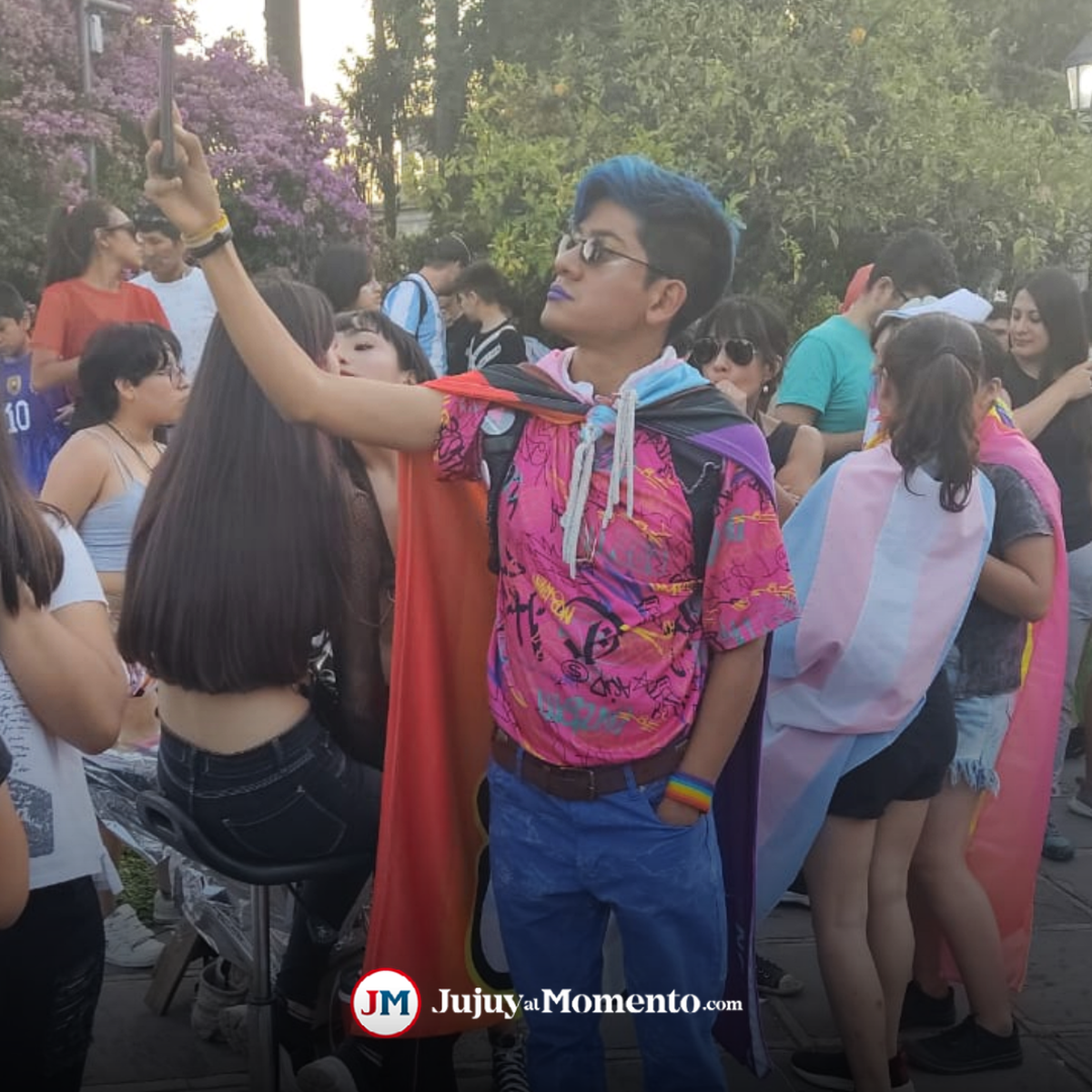 A puro brillo y color, se realizó la Marcha del Orgullo en Jujuy