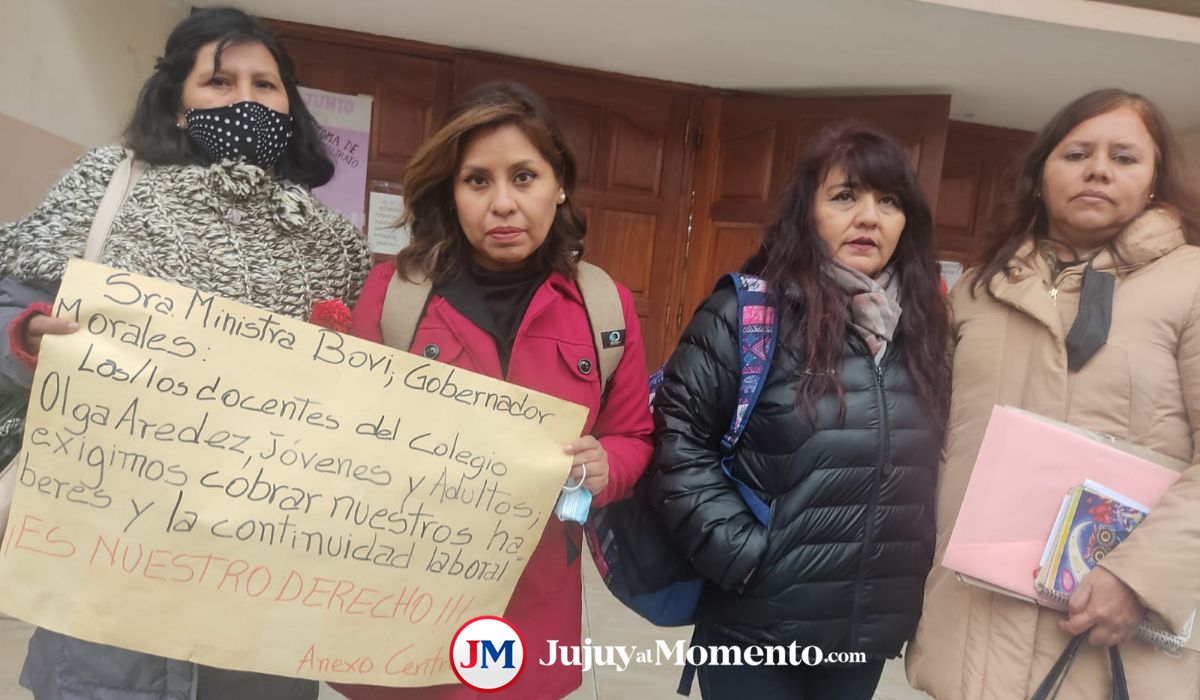 Sigue el reclamo de docentes en el Olga Aredez: denuncian que el gobierno se ensaña con ellos