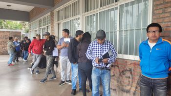 Taxistas denuncian maltrato y pérdida de jornadas laborales por trámites municipales