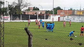 Escándalo y suspensión en la Copa Jujuy: agredieron al árbitro Balderrama