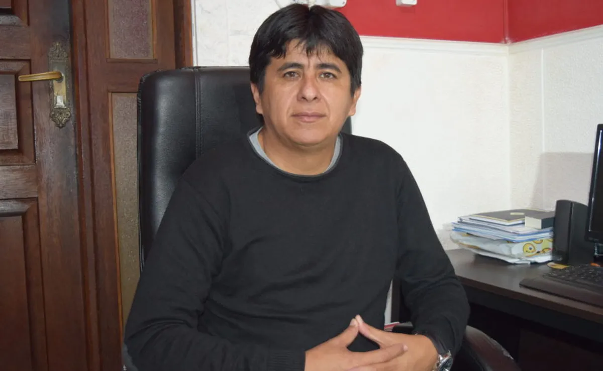 Escándalo en La Mendieta: apuntan al intendente por defraudaciones millonarias Escándalo en La Mendieta: apuntan al intendente por defraudaciones millonarias