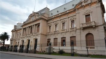 Estatales jujeños tendrán asueto este viernes: a quiénes alcanza