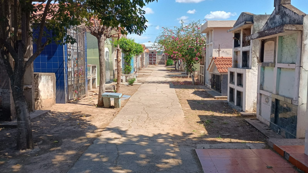 El cementerio de Perico con medidas especiales de cara al Día de los Fieles Difuntos